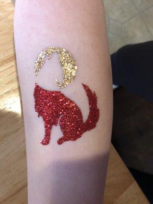 Moxie offers many designs of glitter tattoos. These are a great alternative for people who are sensitive to face paint. Adhesive is nonlatex