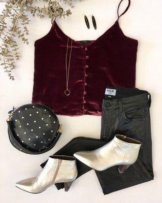 Perfect outfit for any night out, and NYE is coming right up!