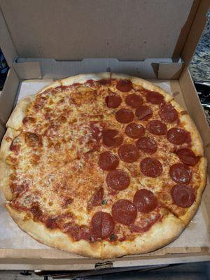 16" pizza 1/2 pepperoni