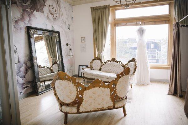 Lillian Bridal Suite