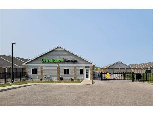 Alternate Beauty Image - Extra Space Storage at 6535 Creekside View Dr SE, Grand Rapids, MI 49508