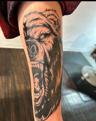 Tattoo artist George
Bear tattoo