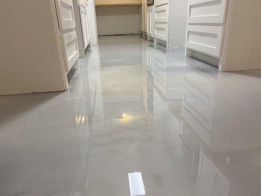 Ice Pearl Epoxy by 33 DreamCrete