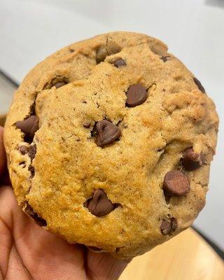 Chocolate Chip Cookie