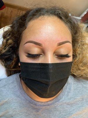 Ombré eyebrows done by Helen