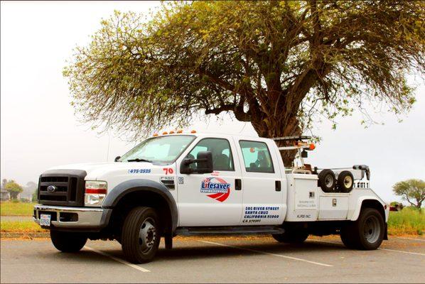 Lifesaver Towing providing 24/7 roadside assistance in Santa Cruz County!