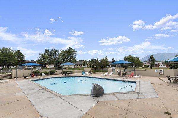 Our outdoor heated pool is open May-Sept!