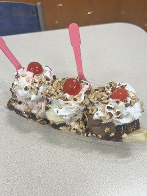 Classic Banana Split