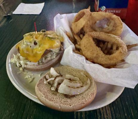 Kick Ass burger with Frings