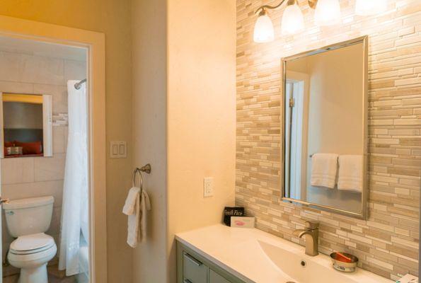 Apartment Bath Area