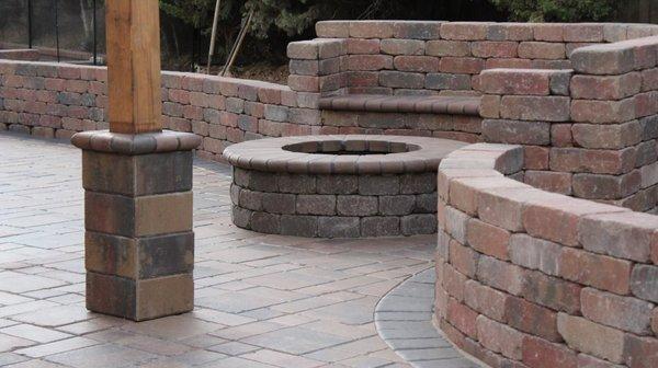 Fire pit and Seat Wall