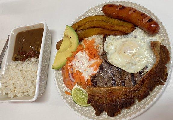 Colombian typical Dish (large)