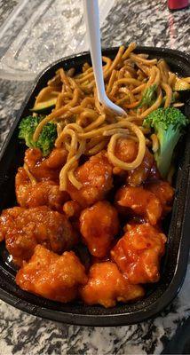 Orange chicken & Combination Lo Mein