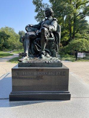 Shakespeare statue.