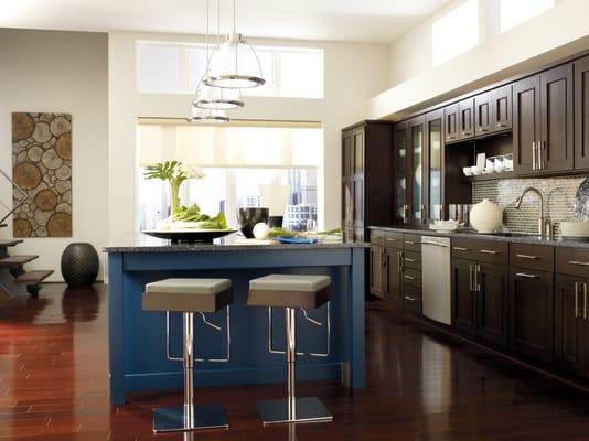 Omega Cabinetry at Gerhards - The Kitchen & Bath Store, La Crosse, Wisconsin