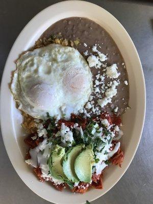 Chilaquiles rojos