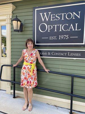 Dr. Ewa Mamber has over 15 years experience as an Optometrist