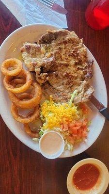 Look too much FAT on rib eye steak,few salad,bad heavy oil onion ring