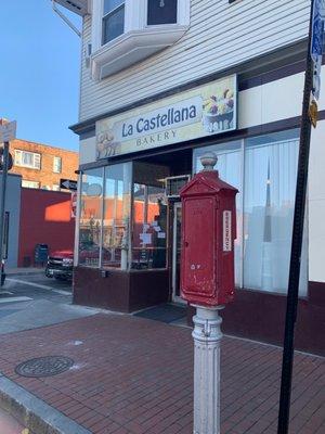 La Castellana Bakery