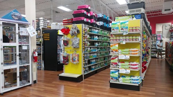 Pet Supermarket in Plantation Market, Matthews NC