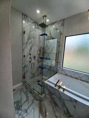 Shower glass | Custom cut glass Norman