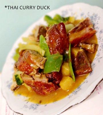 *泰咖喱脆鸭 Thai Curry Duck,  -famous Thai recipe, red curry, stir-fried wih crispy duck, something different!