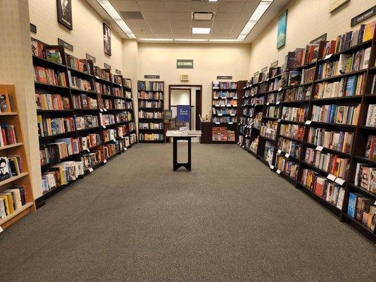 Barnes & Noble Tanforan - path to restroom on lower level (back right side of store)