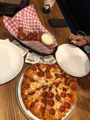 Small 10 slice pepperoni pizza with 6 buffalo wings