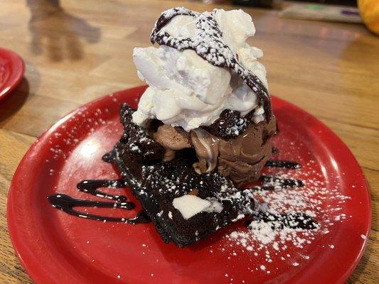 Brownie, waffle sundae