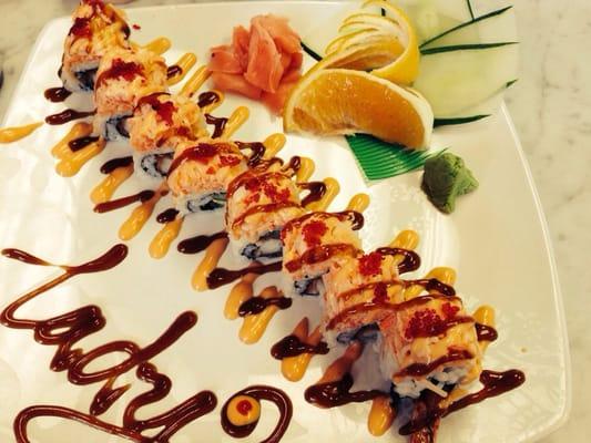 Pink Lady roll at Mitsuba