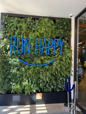 Run Happy Entryway to Brooks Trailhead