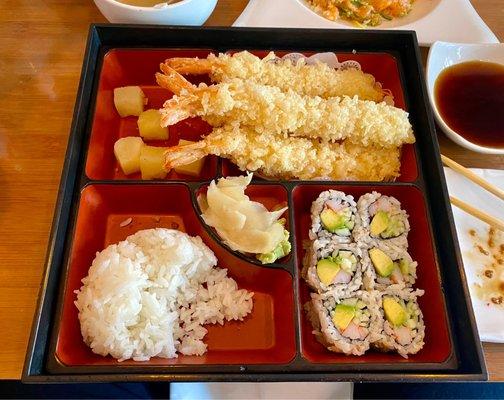 Shrimp tempura! Large shrimps & crispy