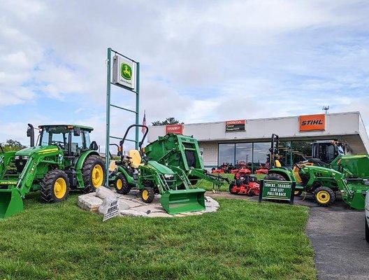 Koenig Equipment | Lebanon, OH | John Deere Dealer | Tractors | Lawn Mowers