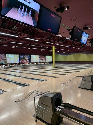 Bowling lanes