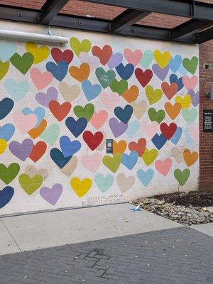 The Confetti Hearts Wall, Charlotte