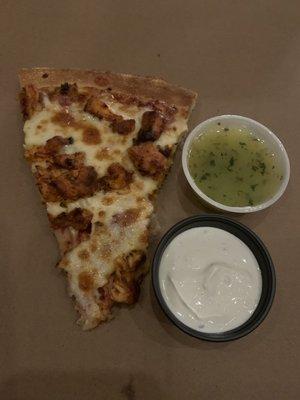 Buffs lo Chicken Time Pizza, Blue Cheese and Garlic Sauce