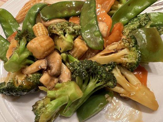 Stir fried veggies with mushrooms (extra).