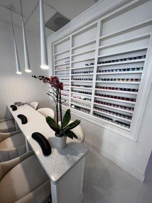 Beautiful powder nail color wall