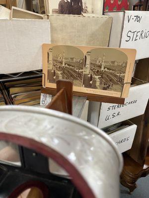 Stereo cards with viewer