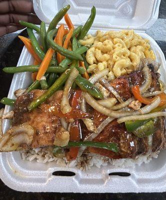 Jerk salmon white rice mac & cheese and mixed vegetables