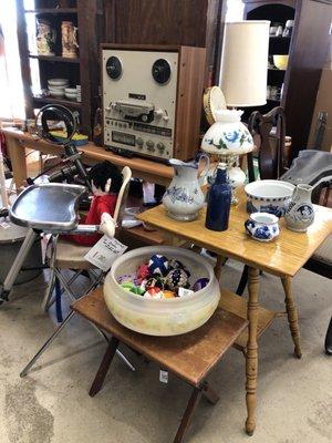 Retro awesome things! Mid-century selections.