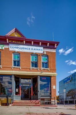 Confluence Kayaks is across the street from Denver's aquarium