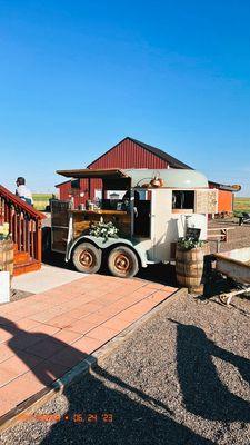 Wheel well and wine cask florals