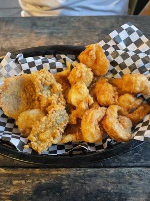 Fried seafood platter