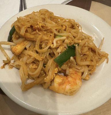 Shrimp pad Thai