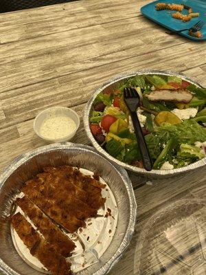 Pizza Shop Salad with chicken