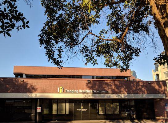 Entrance to IHS La Jolla facility. Parking is reserved in the front for patients.