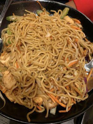 Signature Lo Mein with Chicken