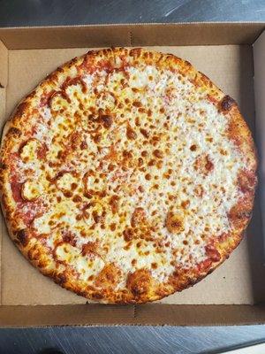 Extra cheese and pepperoni pizza