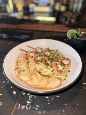 Shrimp linguine